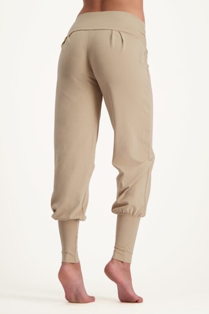 Dakini Yoga Pants – Sand from Urban Goddess