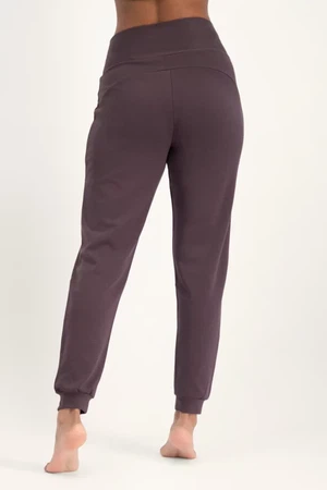 Ojas Yoga Pants – Berry from Urban Goddess