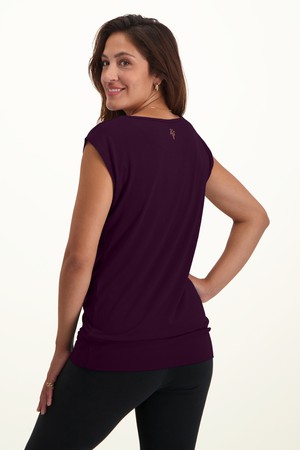 Asana yoga tee – Bloom from Urban Goddess