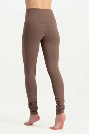 Gaia Yoga Leggings – Clay from Urban Goddess