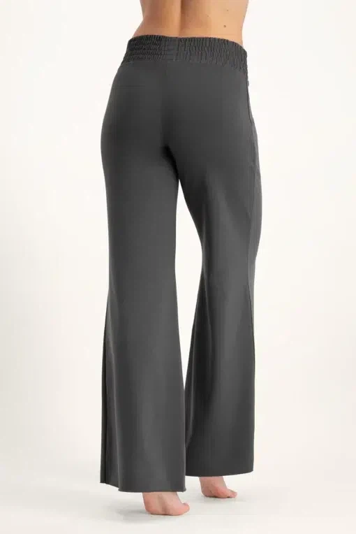 Flow Wide Yoga Pants – Ash from Urban Goddess