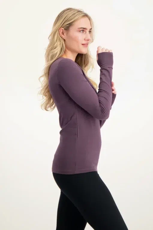 Namaste Core Yoga Longsleeve – Berry from Urban Goddess