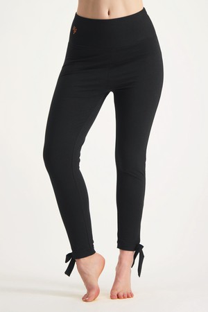 Svaha Yoga Pants – Urban Black from Urban Goddess