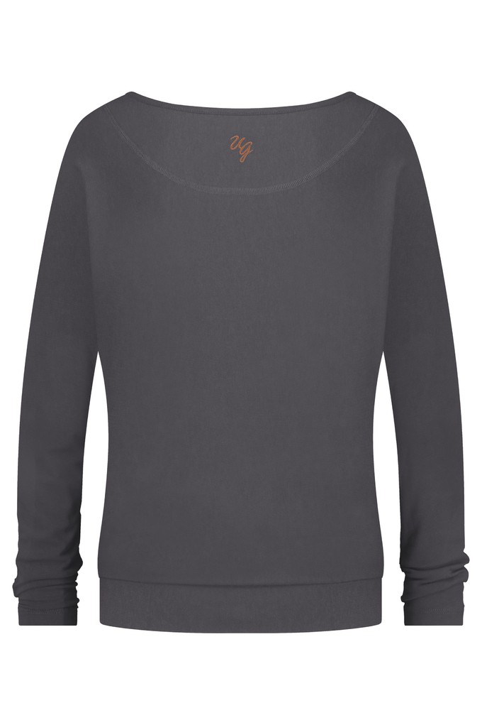 Budhi Longsleeve Yoga Top – Charcoal from Urban Goddess