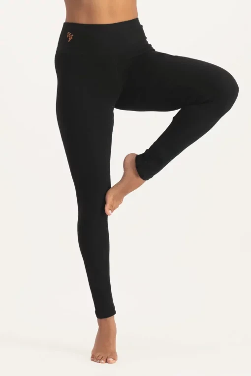 Bhaktified Yoga leggings – Onyx Black from Urban Goddess