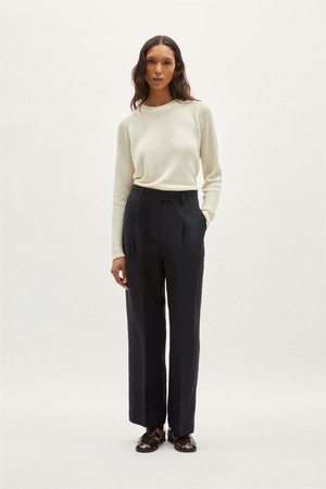 The Linen Twill Pants - Black from Urbankissed