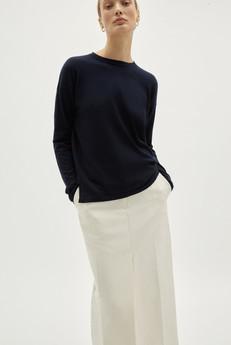 The Organic Cotton Long Sleeve T-shirt - Deep Blue via Urbankissed