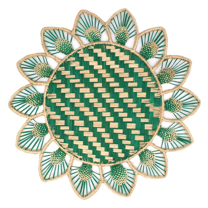 Round Placemats Natural Straw Woven Flower Green (Set x 4) from Urbankissed