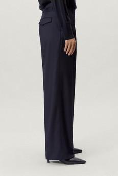 The Wool Tailored Pants With Pinces - Blue Navy via Urbankissed