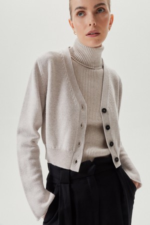 The Merino Wool Crop Cardigan - Greige from Urbankissed