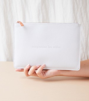 AppleSkin Light Grey & Rose Gold Pouch | Classic Essentials from Votch