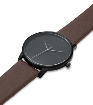 Black & Brown with Black Watch | Aalto from Votch