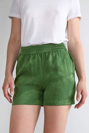 matcha Leichte Reiseshorts from Yahmo