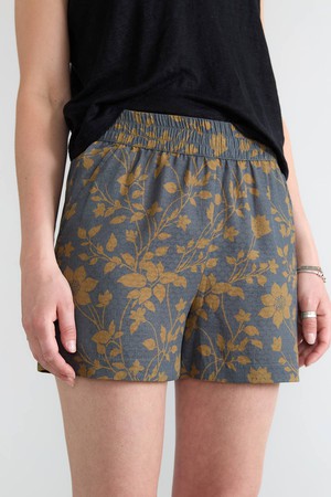 ikebana Leichte Reiseshorts from Yahmo