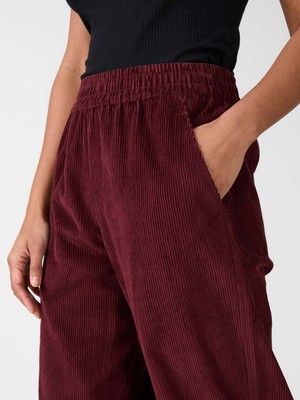 weinrote Cordhose from Yahmo