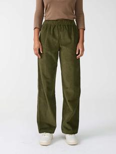 olive Cordhose via Yahmo