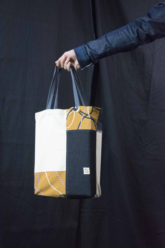 ONE OF A KIND TOTE BAG NO.1 from ZWAAN